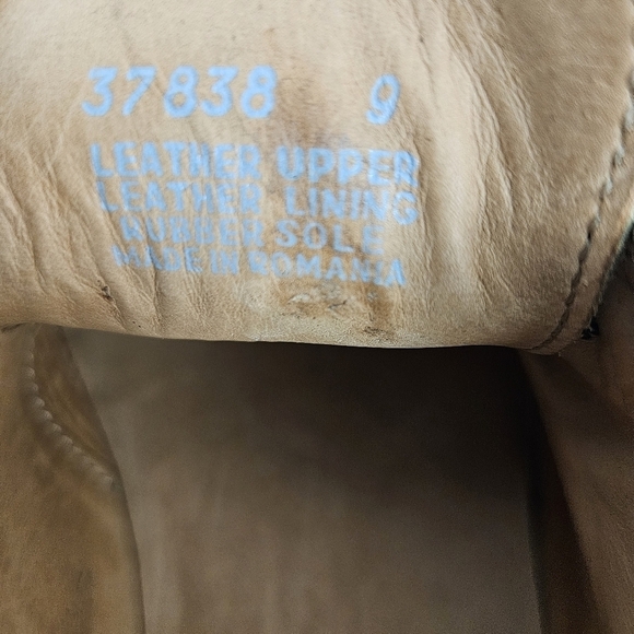 J. Crew Mens Kenton Suede Bucks 9 Cream Red Soles Oxford Shoes Lace Up - Picture 13 of 13